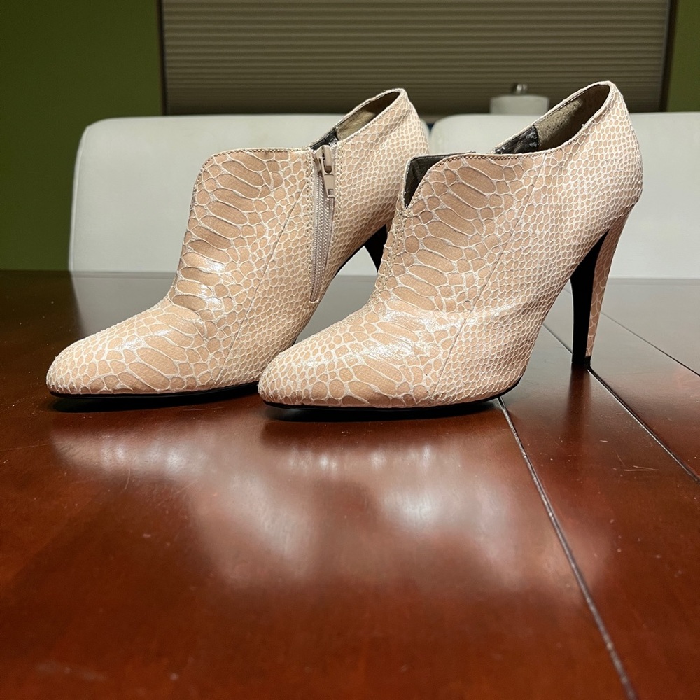 Sam Edelman Whitely bootie